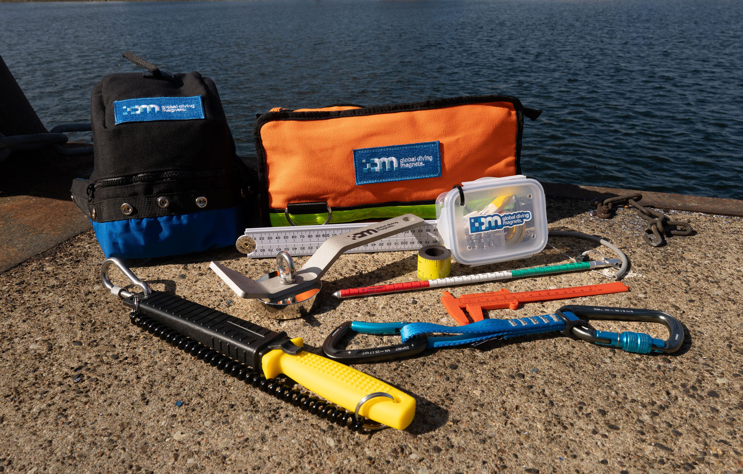 Diver on Bottom – Package