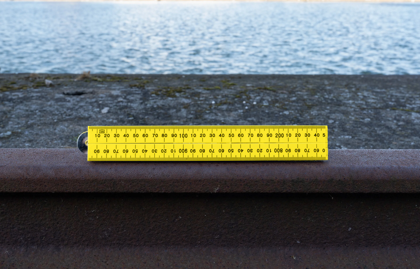 1m Yellow Folding Ruler